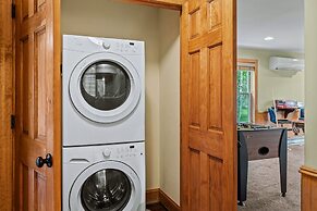 Otter Banks by Avantstay Sleeps 18 Hot Tub Views Game Room