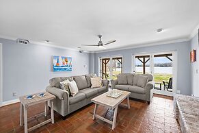 Ponderosa Pointe by Avantstay Boathouse Views