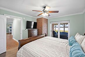 Ponderosa Pointe by Avantstay Boathouse Views