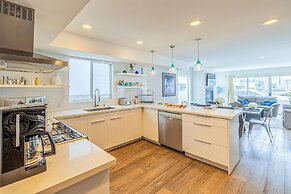 Seaside Style by Avantstay Rooftop Walk to Beach Chic Design