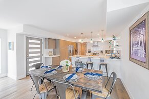 Seaside Style by Avantstay Rooftop Walk to Beach Chic Design