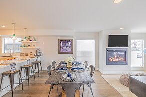 Seaside Style by Avantstay Rooftop Walk to Beach Chic Design