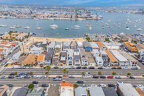 Seaside Style by Avantstay Rooftop Walk to Beach Chic Design