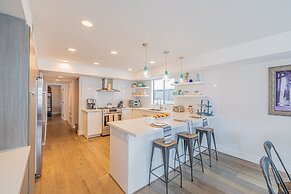 Seaside Style by Avantstay Rooftop Walk to Beach Chic Design