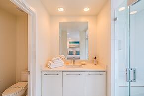 Seaside Style by Avantstay Rooftop Walk to Beach Chic Design