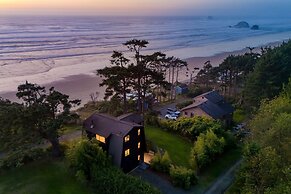 Cove Beach by Avantstay Stunning Ocean Views Designed for Groups