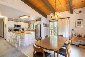 Fawn by Avantstay Secluded Cabin w Large Deck Surrounded by Forest