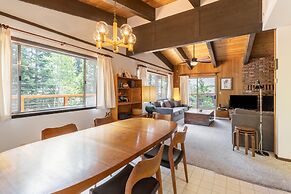 Fawn by Avantstay Secluded Cabin w Large Deck Surrounded by Forest