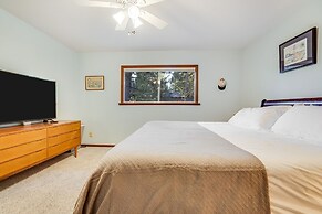 Fawn by Avantstay Secluded Cabin w Large Deck Surrounded by Forest