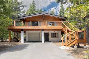 Fawn by Avantstay Secluded Cabin w Large Deck Surrounded by Forest