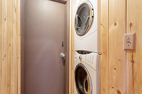 Fontana by Avantstay Gorgeous Mountain Cabin w Views Hot Tub Game Room