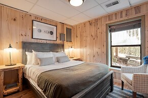 Fontana by Avantstay Gorgeous Mountain Cabin w Views Hot Tub Game Room