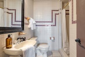 Fontana by Avantstay Gorgeous Mountain Cabin w Views Hot Tub Game Room