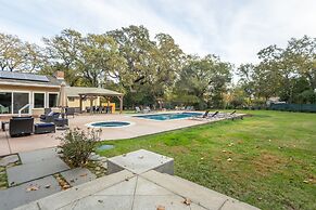 Wildflower by Avantstay Gorgeous Wine Country Home w Pool Bocce Ball C