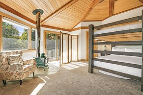 Cabin in the Sky by Avantstay Deck w Views