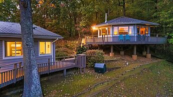 Cabin in the Sky by Avantstay Deck w Views