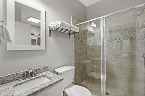 Honey Bee Bungalows by Avantstay Boat Friendly Pool Access