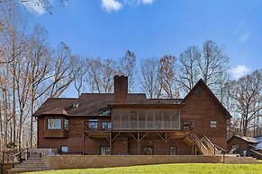 Winding Down by Avantstay Sleeps 20 Dock View