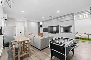 Winding Down by Avantstay Sleeps 20 Dock View