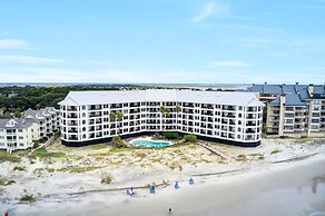 518 Seascape Waterfront Views Community Pool