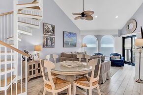 518 Seascape Waterfront Views Community Pool