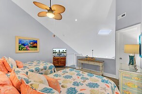 518 Seascape Waterfront Views Community Pool