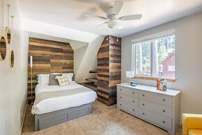 Sweet Pine by Avantstay Cozy Character Cottage in Tahoma