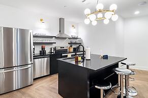 The Carter 206 by Avantstay Mins to Downtown