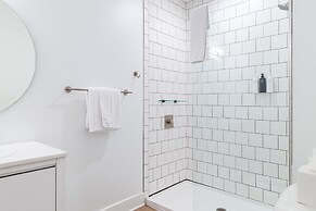 The Carter 206 by Avantstay Mins to Downtown