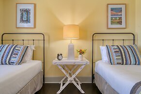 West Settlement Ranch by Avantstay Hudson Valley Escape Firepit Patio 