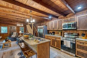 Riverwood Gatlinburg Pigeon Forge Cabin w River Views