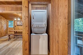 Riverwood Gatlinburg Pigeon Forge Cabin w River Views