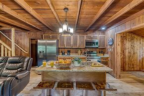 Riverwood Gatlinburg Pigeon Forge Cabin w River Views