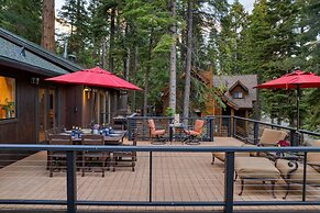 Paige Meadow by Avantstay Near Lake Tahoe City