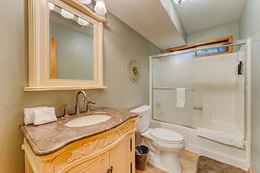 Paige Meadow by Avantstay Near Lake Tahoe City