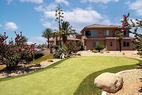 Sangiovese By Avantstay Spectacular Estate w Pool Hot Tub Putting Gree