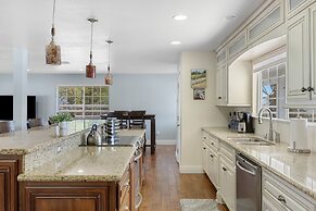 Wine Country Retreat Gorgeous Views Minutes to Wineries