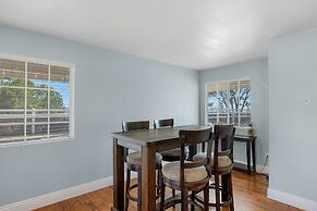 Wine Country Retreat Gorgeous Views Minutes to Wineries