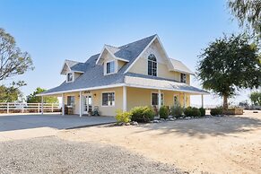 Wine Country Retreat Gorgeous Views Minutes to Wineries