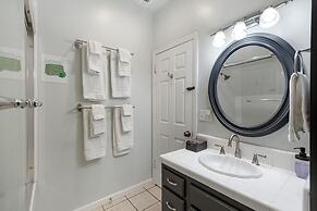 Wine Country Retreat Gorgeous Views Minutes to Wineries