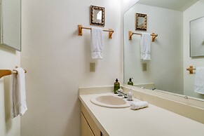 Vail Vista Mountain Retreat w Balcony Views Near Vail Ski Village