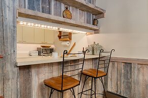 Vail Vista Mountain Retreat w Balcony Views Near Vail Ski Village