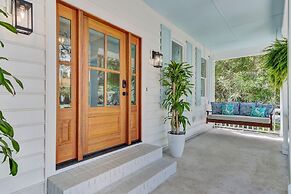 Southern Oasis by Avantstay 0 5mi Walk to the Beach Pool Patio Large Y