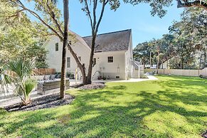 Southern Oasis by Avantstay 0 5mi Walk to the Beach Pool Patio Large Y