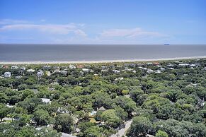 Southern Oasis by Avantstay 0 5mi Walk to the Beach Pool Patio Large Y