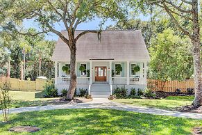 Southern Oasis by Avantstay 0 5mi Walk to the Beach Pool Patio Large Y