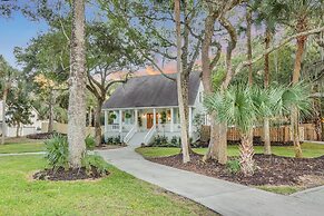 Southern Oasis by Avantstay 0 5mi Walk to the Beach Pool Patio Large Y