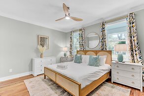 Southern Oasis by Avantstay 0 5mi Walk to the Beach Pool Patio Large Y