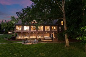 Sunset Shores Resort The Homestead by Avantstay