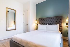 The Magnolia 13 by Avantstay 5 Mins to Downtown